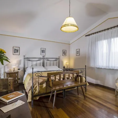 Apartahotel Borgo Grondaie Siena