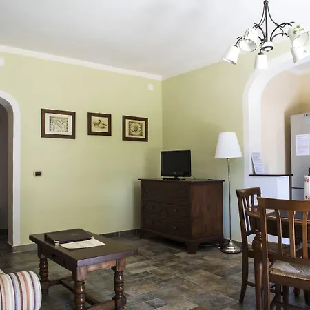 Apartmanhotel Borgo Grondaie 3*