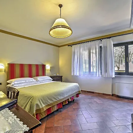 Borgo Grondaie 3* Сиена