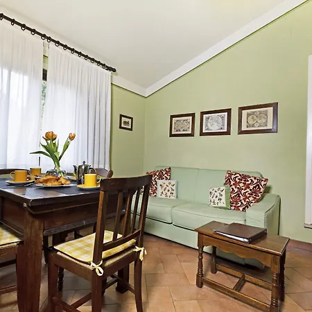 Borgo Grondaie 3* Сиена