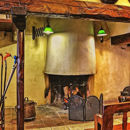 Borgo Grondaie Aparthotel Siena