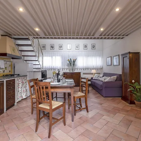 Borgo Grondaie Aparthotel Siena