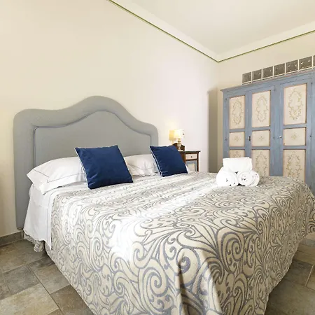 Borgo Grondaie Aparthotel Siena