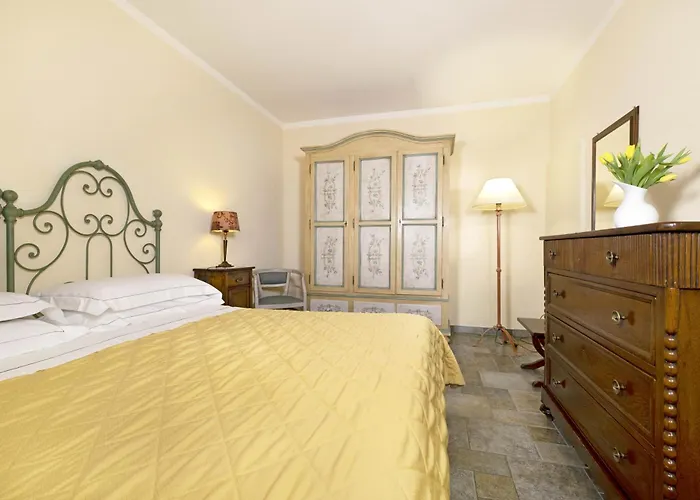 Borgo Grondaie 3* Siena