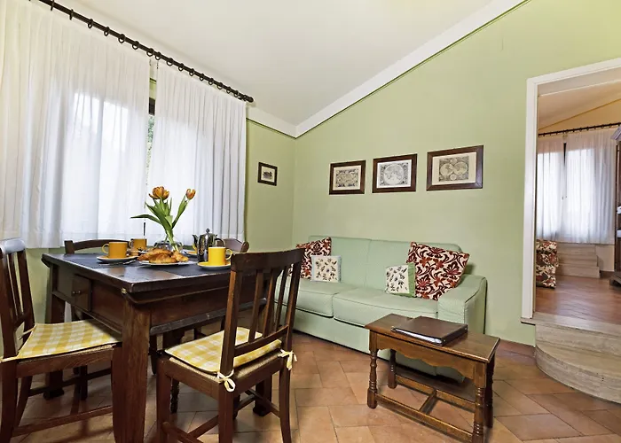 Borgo Grondaie 3* Siena