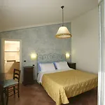 Aparthotel Borgo Grondaie 3*