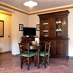 Borgo Grondaie Aparthotel 3*