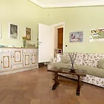 Aparthotel Borgo Grondaie Siena