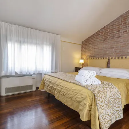 Borgo Grondaie 3* Siena