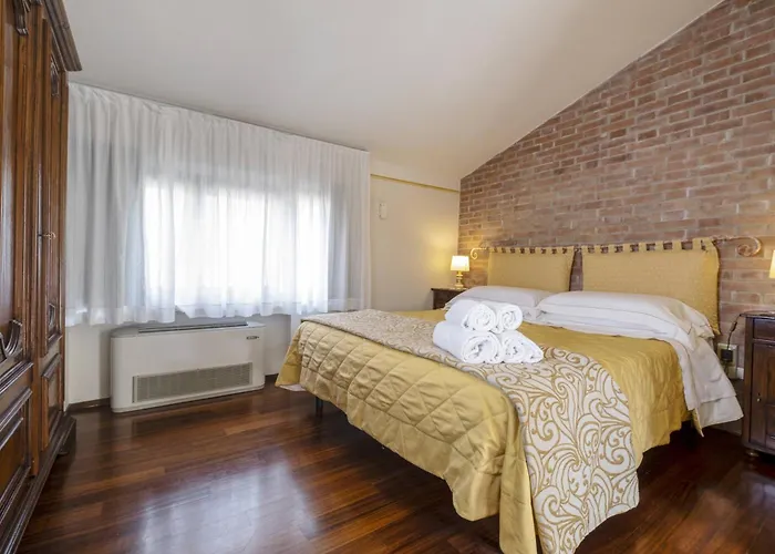 Borgo Grondaie 3* Siena