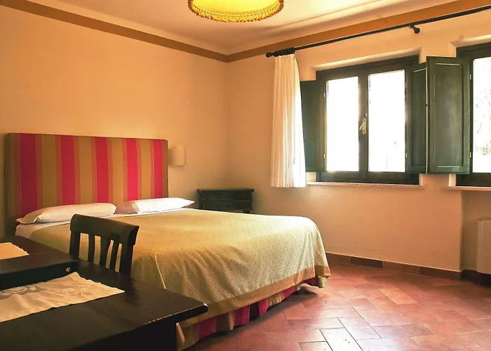 Apartahotel Borgo Grondaie Siena