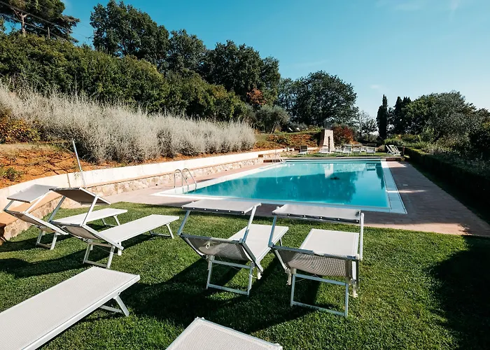 Apartahotel Borgo Grondaie Siena